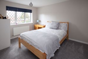 Bedroom_37LP- click for photo gallery